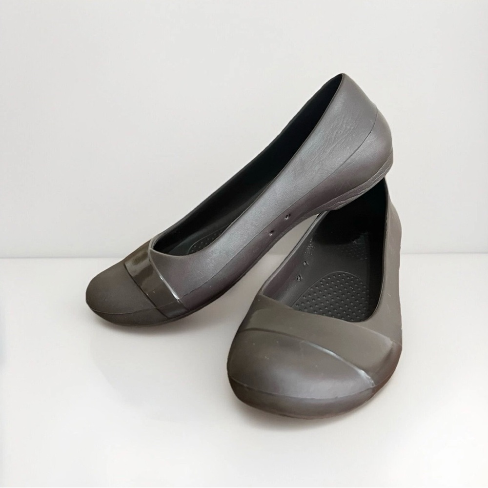 Crocs| Gianna Ballet Flats Shoes| Brown| Womens Size 6| Rounded Toe